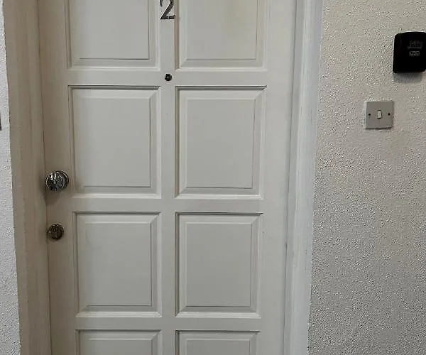 Stylish 3 Bedroom In Kyrenia Northern Cyprus Apartmán *