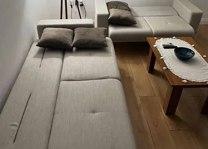 Stylish 3 Bedroom In Kyrenia Northern Cyprus Apartmán