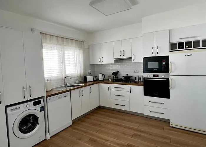 Stylish 3 Bedroom In Kyrenia Northern Cyprus Kyrenia (Northern Cyprus)