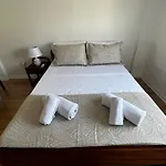 Stylish 3 Bedroom In Kyrenia Northern Cyprus דירה *