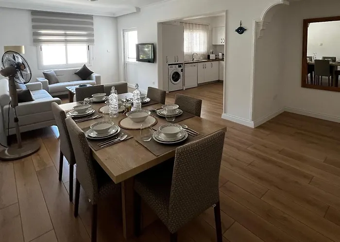 Stylish 3 Bedroom In Kyrenia Northern Cyprus *