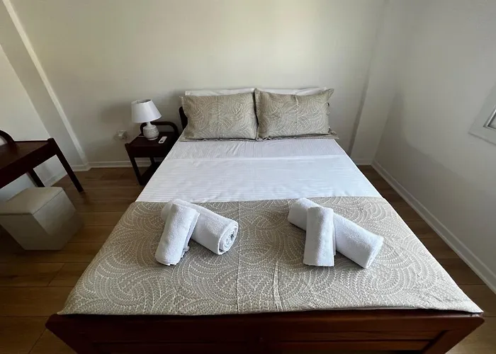 Stylish 3 Bedroom In Kyrenia Northern Cyprus Appartamento *