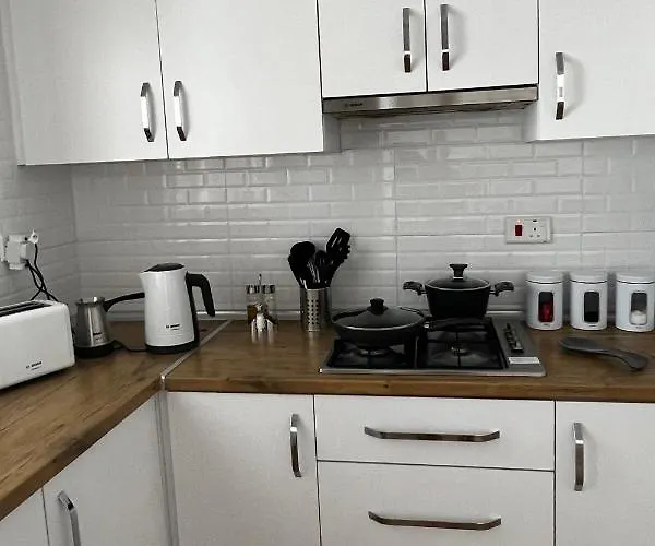 Appartamento Stylish 3 Bedroom In Kyrenia Northern Cyprus