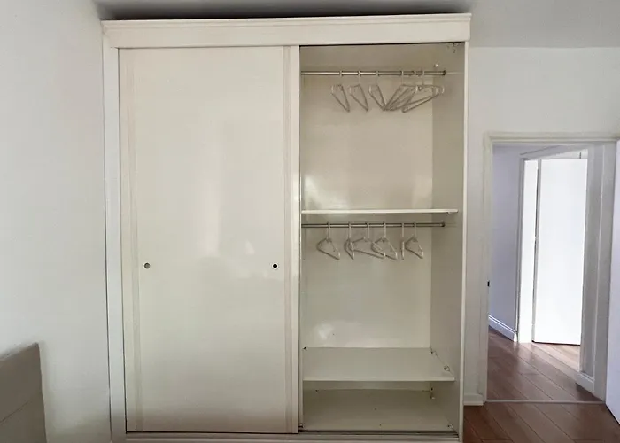 Stylish 3 Bedroom In Kyrenia Northern Cyprus *