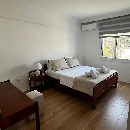 Stylish 3 Bedroom In Kyrenia Northern Cyprus *